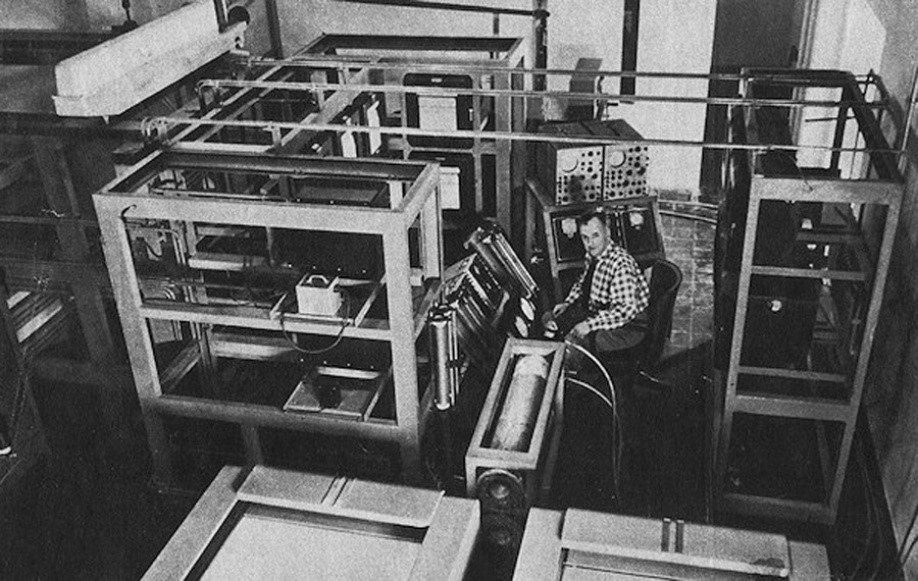 Ronald Richter working on the Huemul Project, the first fusion reactor that allegedly proved the commercial feasibility of fusion. It was also the first fusion project identified as fraud.